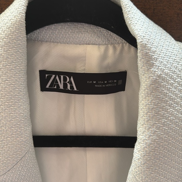 Zara Blazer - Picture 6 of 8